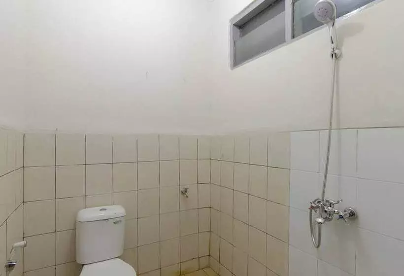 Majatalo Reddoorz Plus Near Rs Pmi Bogor