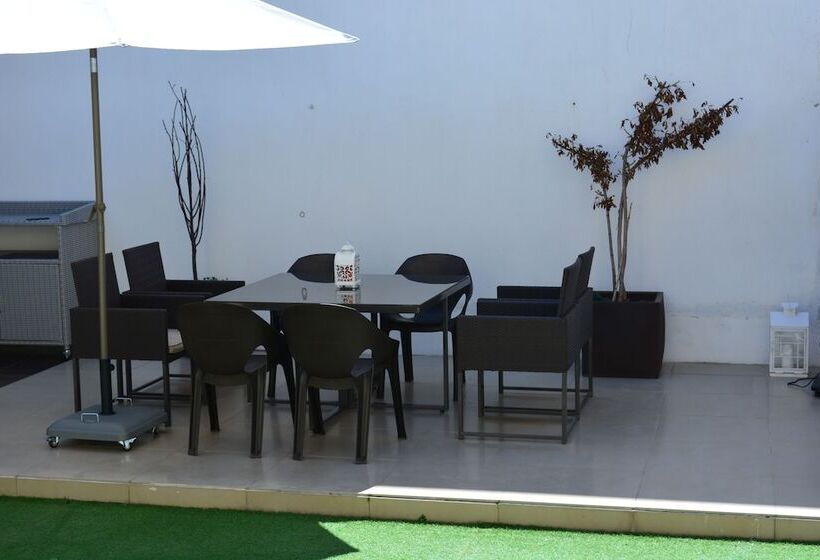 تختخواب و صبحانه José & Ester House