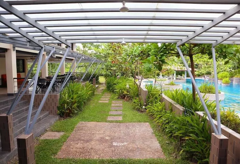 ホテル Fernvale Leisure Club And Resort