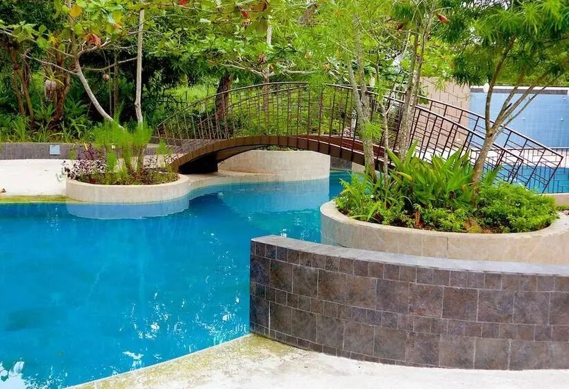 ホテル Fernvale Leisure Club And Resort