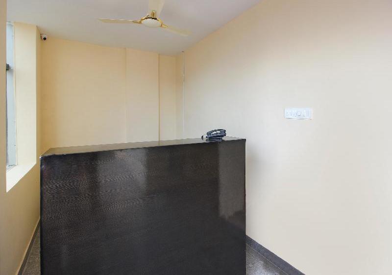 ホテル Oyo 14266 Flagship Serilingampally