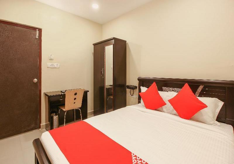 ホテル Oyo 14266 Flagship Serilingampally