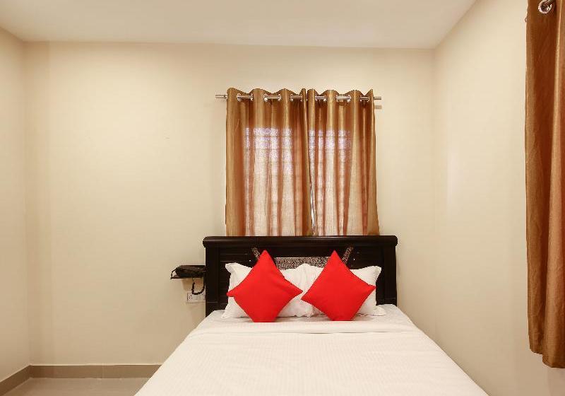 ホテル Oyo 14266 Flagship Serilingampally