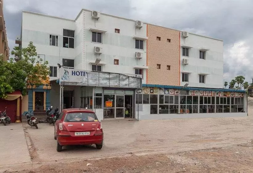 Hotelli Shree Devi Srinivasa By Oyo Rooms