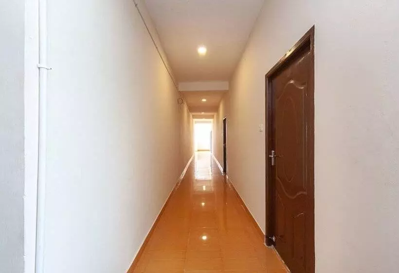 Hotelli Shree Devi Srinivasa By Oyo Rooms
