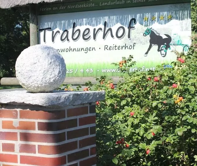 Hotelli Traberhof