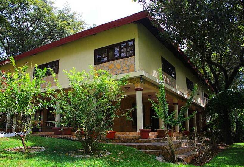 Paz En La Tormenta San Martin Hostel