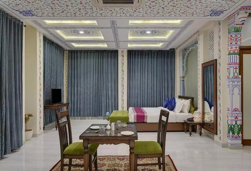 The Everest Hill Resort