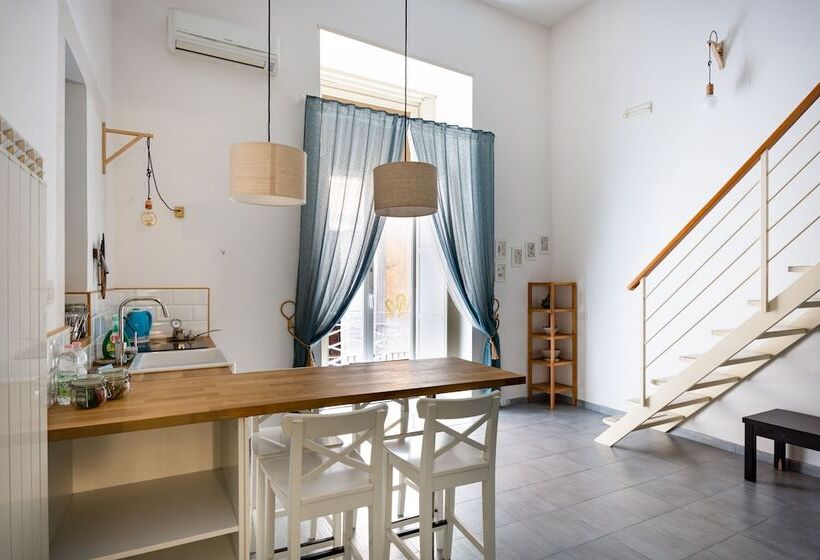 تختخواب و صبحانه Napoli Napoli Rooms