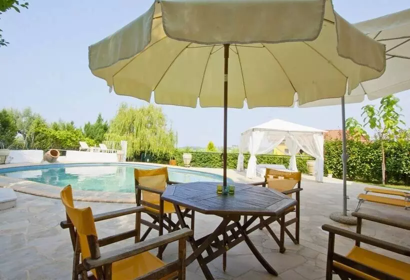 Bozis Private Pool Villa By Halkidiki Villas