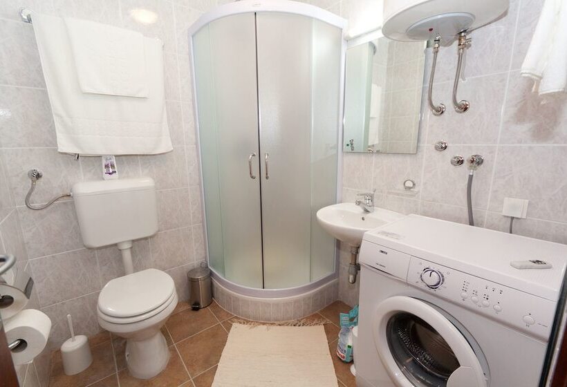 Отель Apartments Casa Bianca