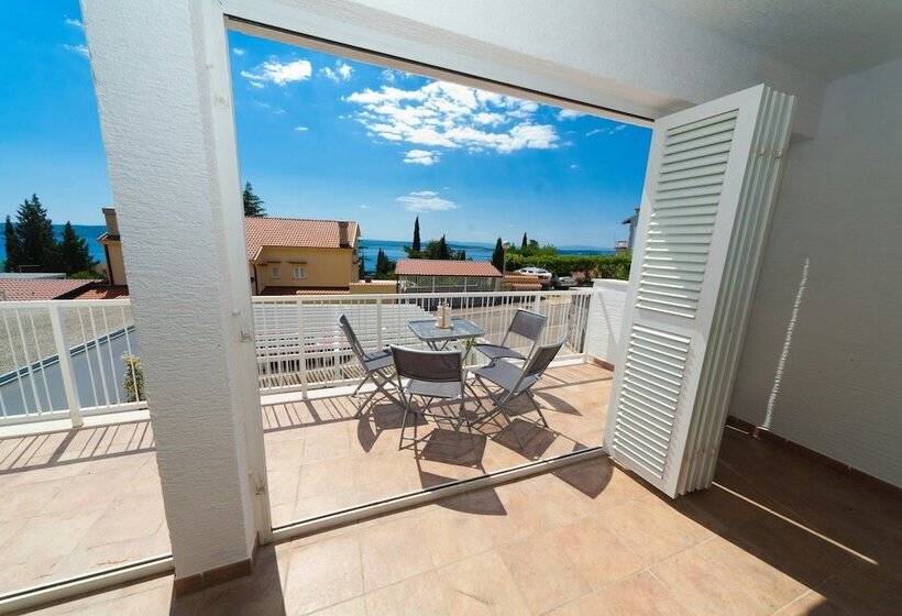 Отель Apartments Casa Bianca