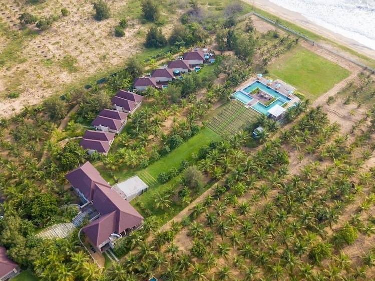 هتل Aprota Villas