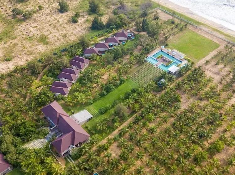 هتل Aprota Villas