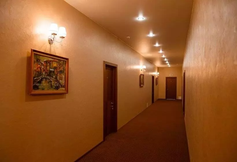 ホテル Aristokrat