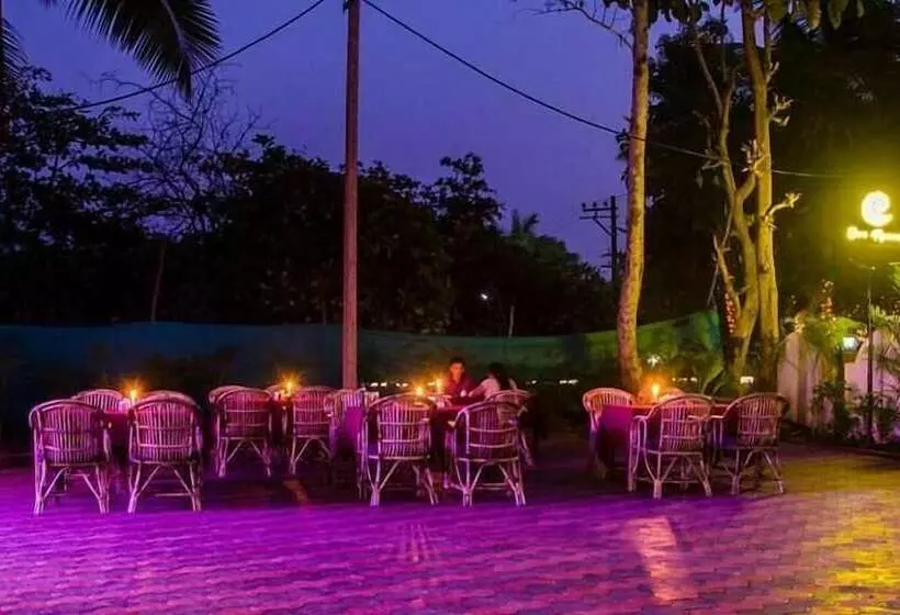 Hôtel Eve Resort