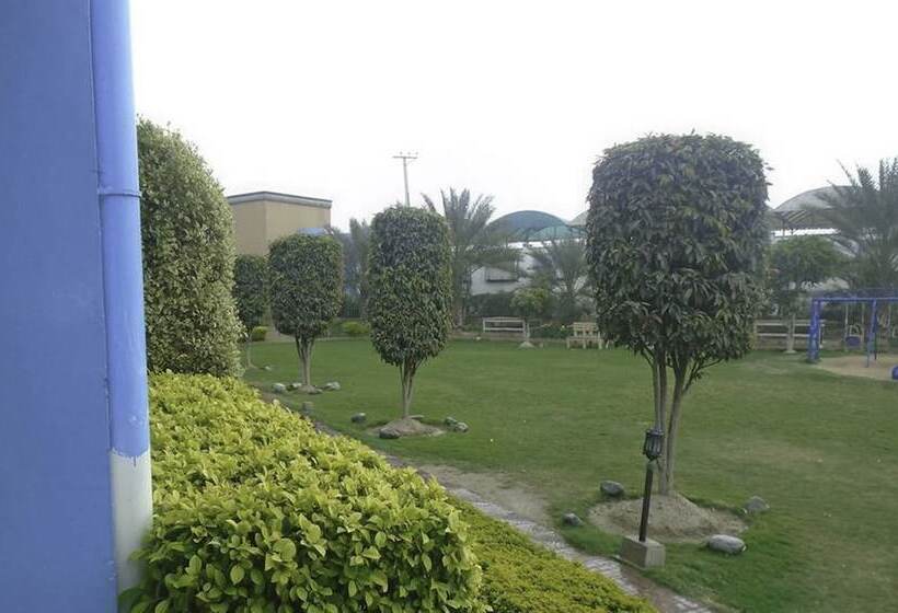 هتل National Club