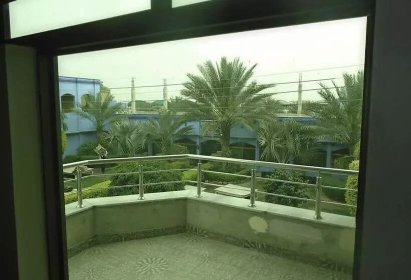 هتل National Club