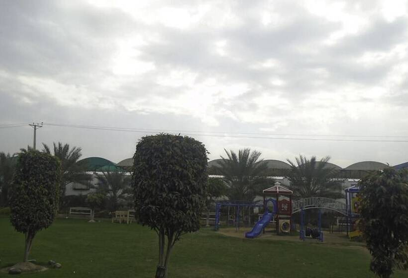 هتل National Club