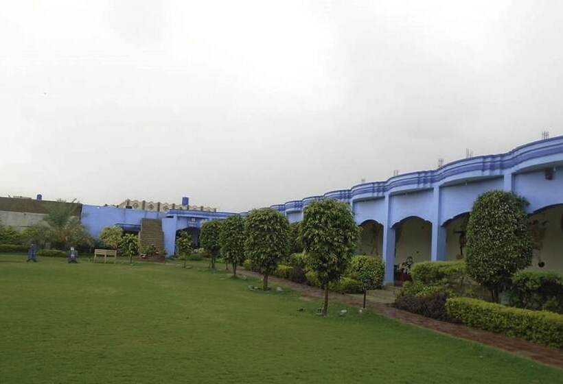 هتل National Club