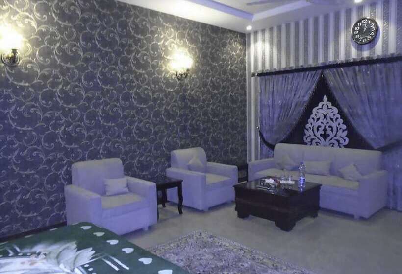 هتل National Club