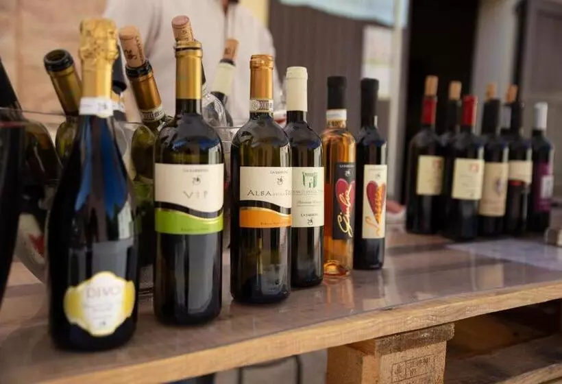 田舎風ホテル Agriturismo E Cantina La Sabbiona