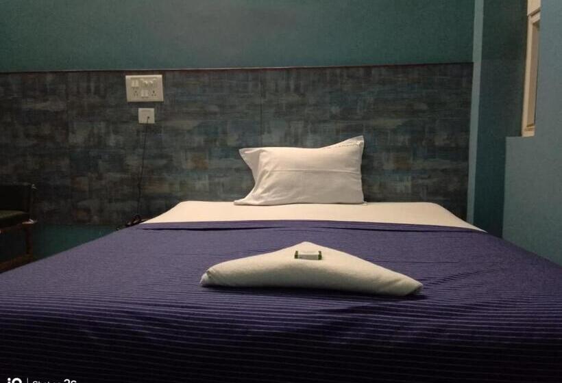 בית מלון כפרי Sm Mansion Near Harbour & High Court