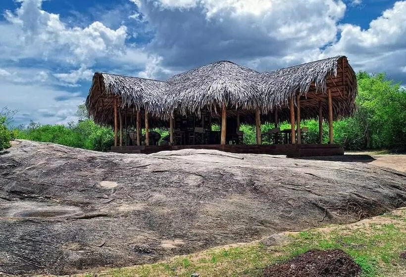 هتل The Sanctuary Yala