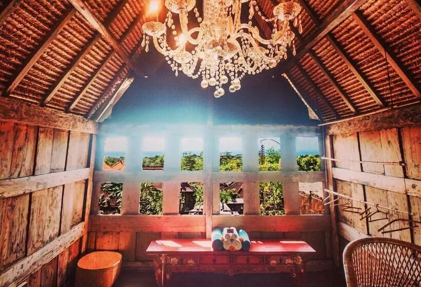 Hotel Toraja Bambu