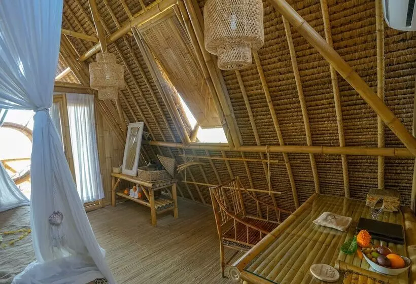 Hotel Toraja Bambu