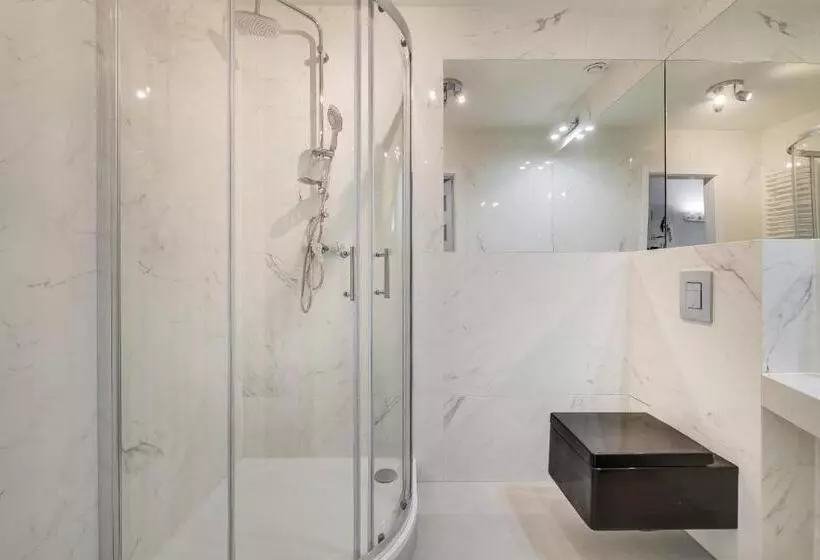 Savoy Mariacka Apartments