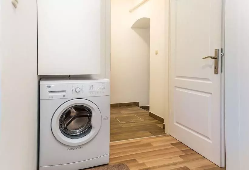 Apartments Makora