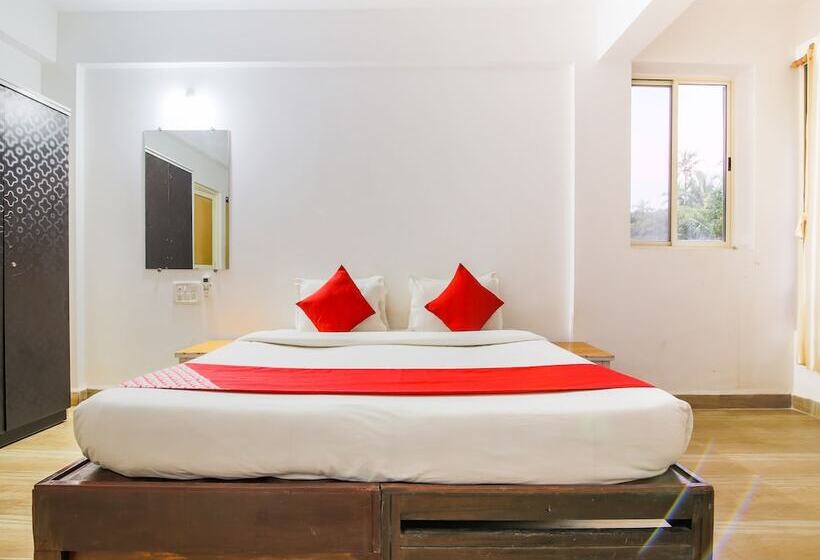 ホテル Aquarii By Oyo Rooms