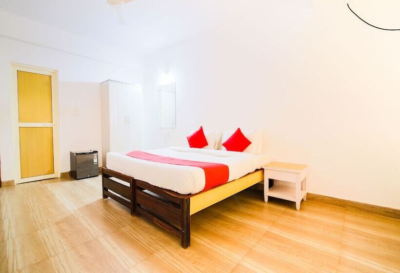 ホテル Aquarii By Oyo Rooms