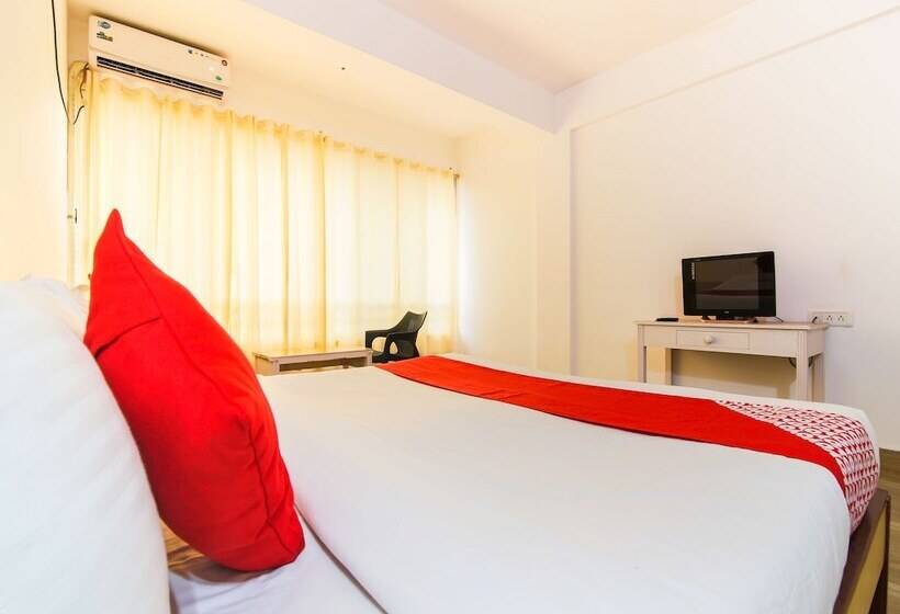 ホテル Aquarii By Oyo Rooms