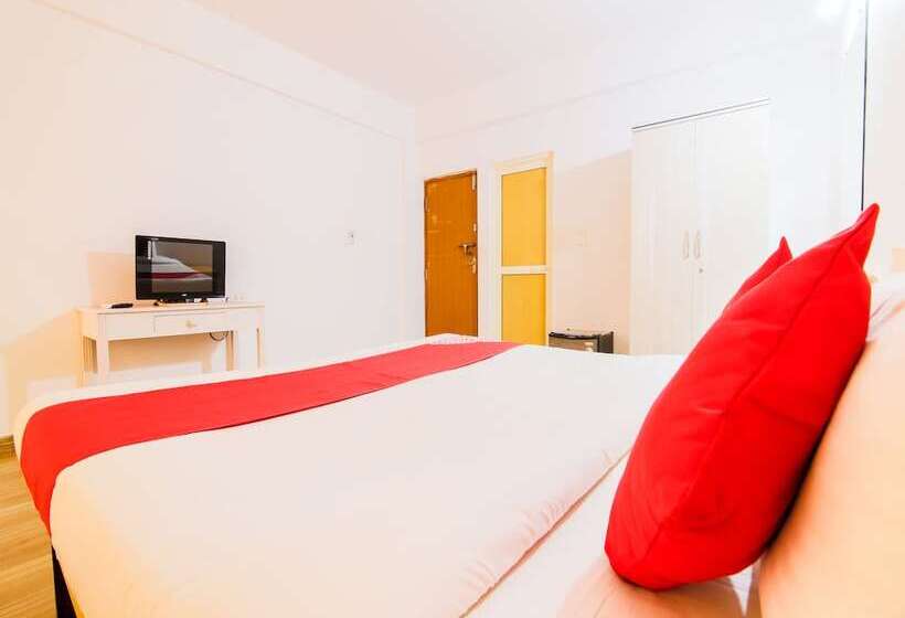 ホテル Aquarii By Oyo Rooms