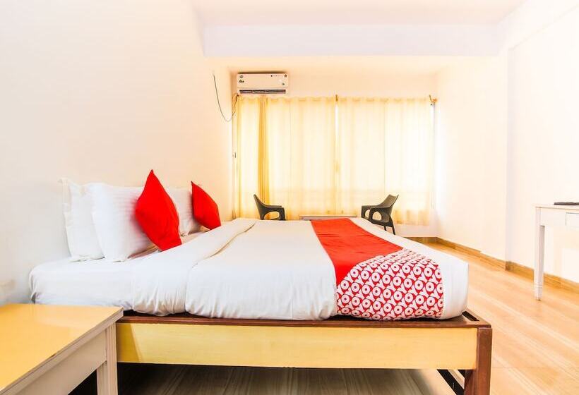 ホテル Aquarii By Oyo Rooms