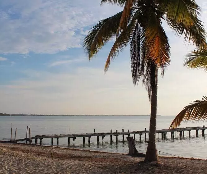 Hotelli Fisherman Lodge