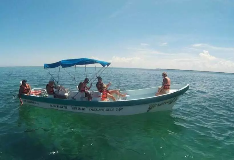 Hotelli Fisherman Lodge