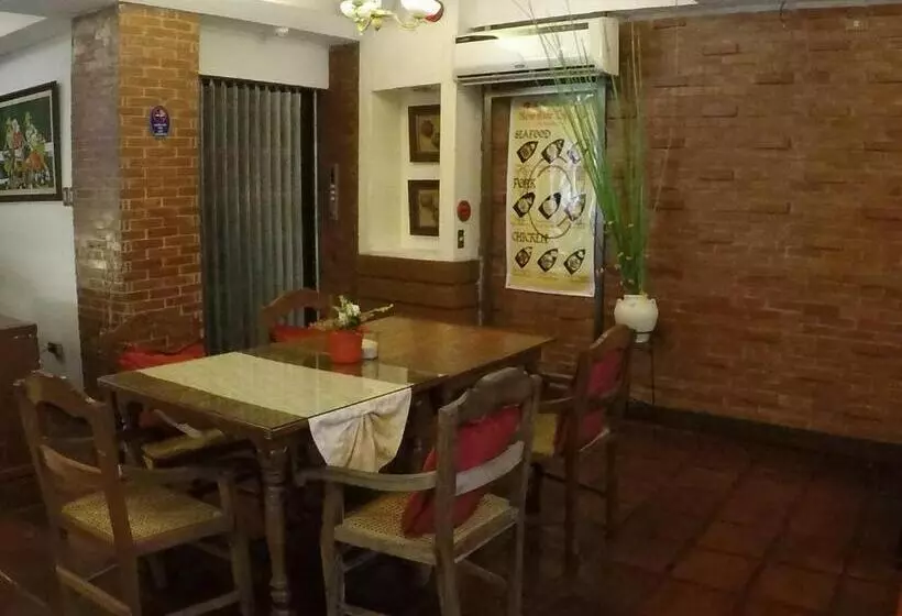 Hotelli The Palacio De Laoag