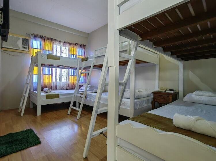 ホテル The Palacio De Laoag