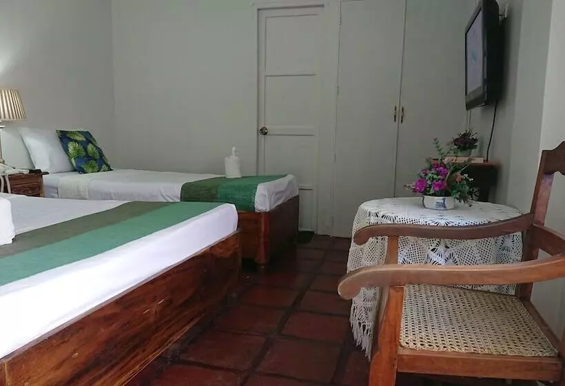 Hotelli The Palacio De Laoag