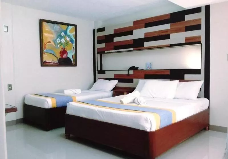 Hotelli The Palacio De Laoag