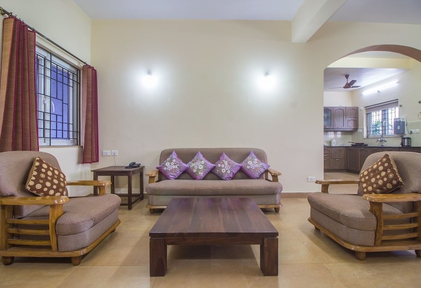 Oyo Home 18509 Pool View 4bhk