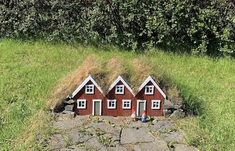 پانسیون Hunkubakkar Guesthouse