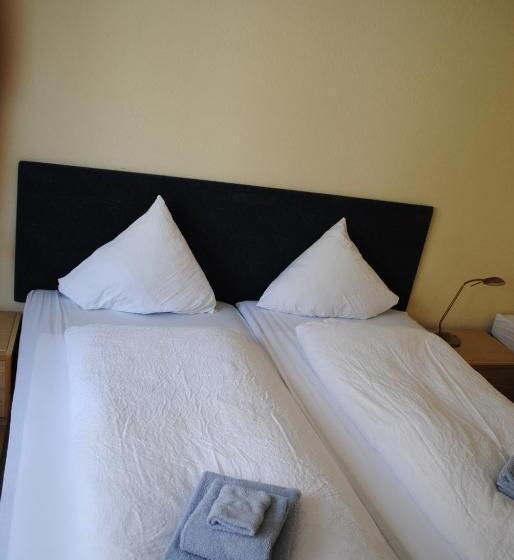 ホテル Weisses Kreuz