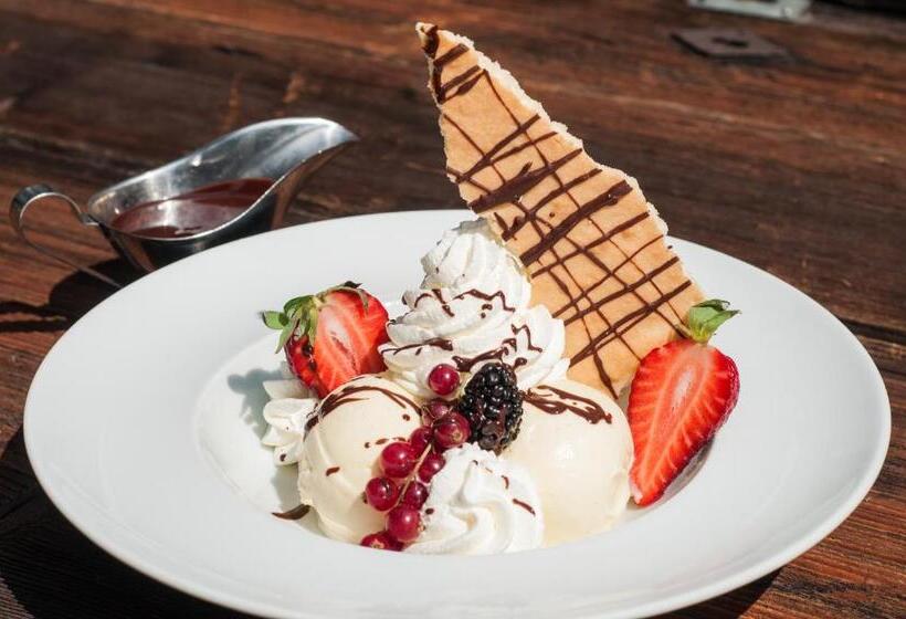 ホテル Weisses Kreuz