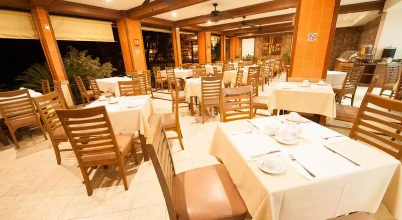 Pinnacle Grand Jomtien Resort and Beach Club