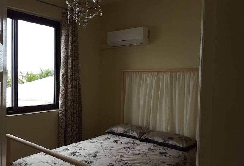 Blue Lagoon Flic En Flac