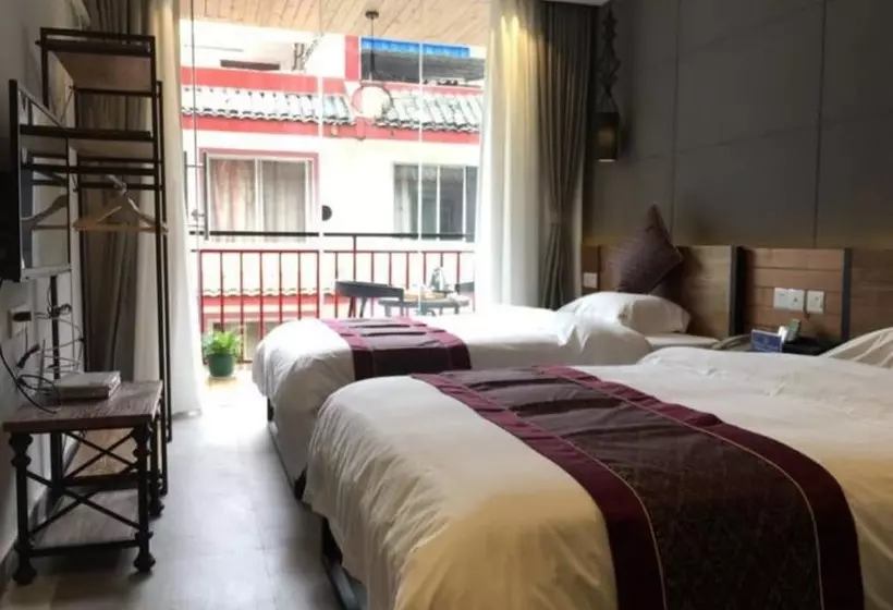 Holland Boutique Inn